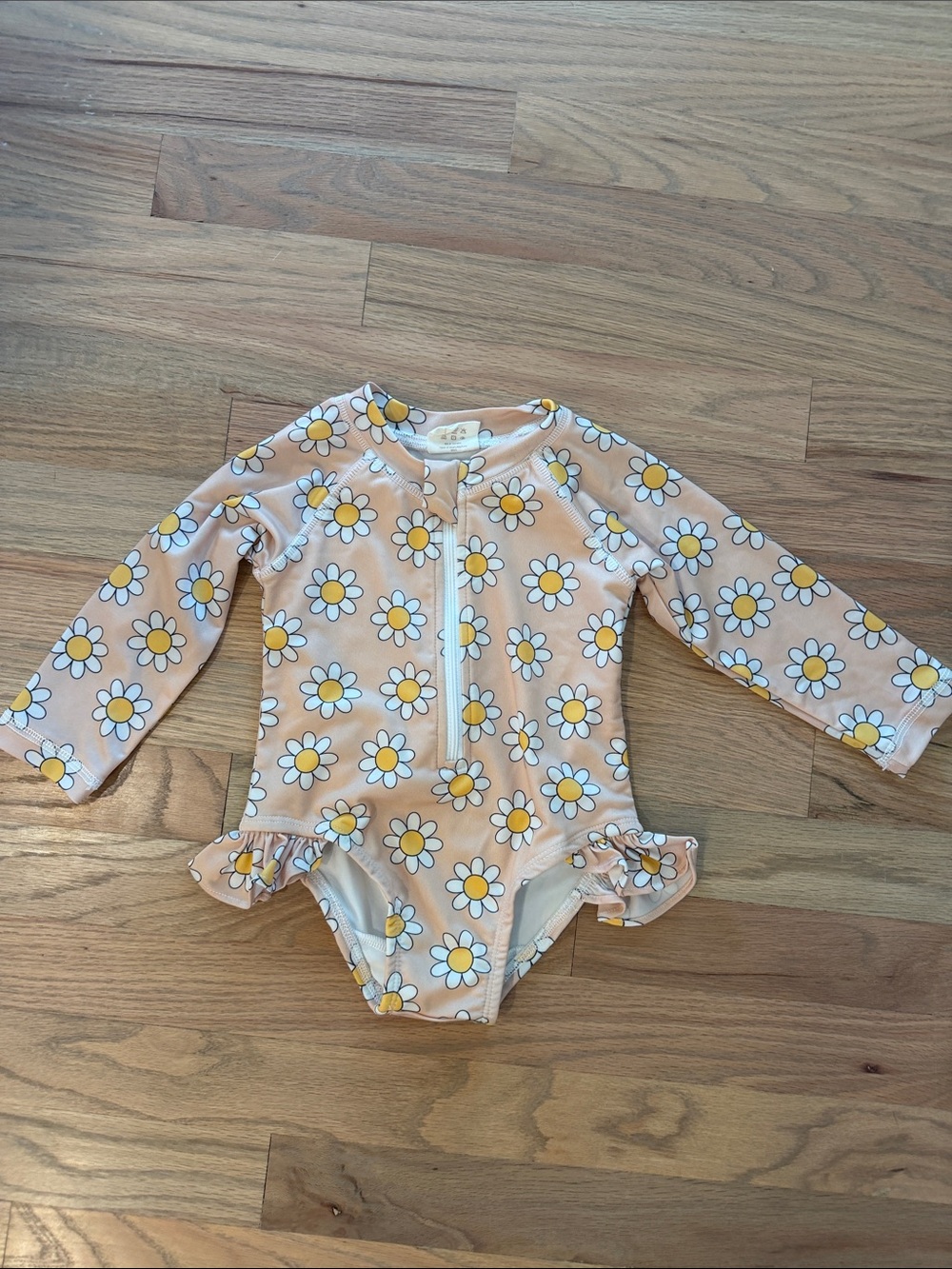 NWOT- Long-Sleeve Daisy Rashguard Swimsuit - Peach Pink